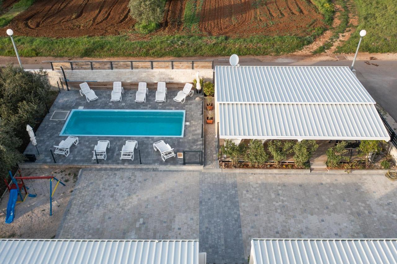 Hotel Kamp Tonci Biograd Na Moru Zewnętrze zdjęcie