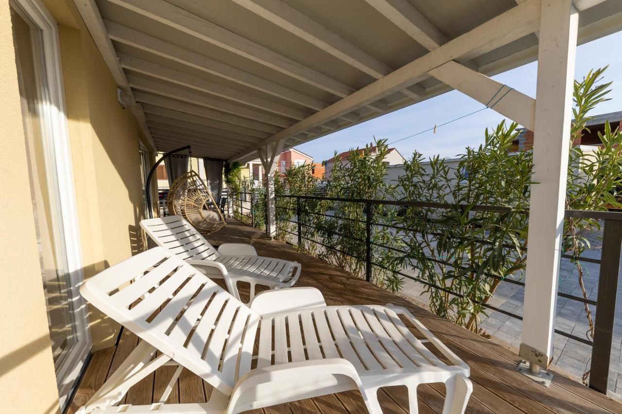 Hotel Kamp Tonci Biograd Na Moru Zewnętrze zdjęcie