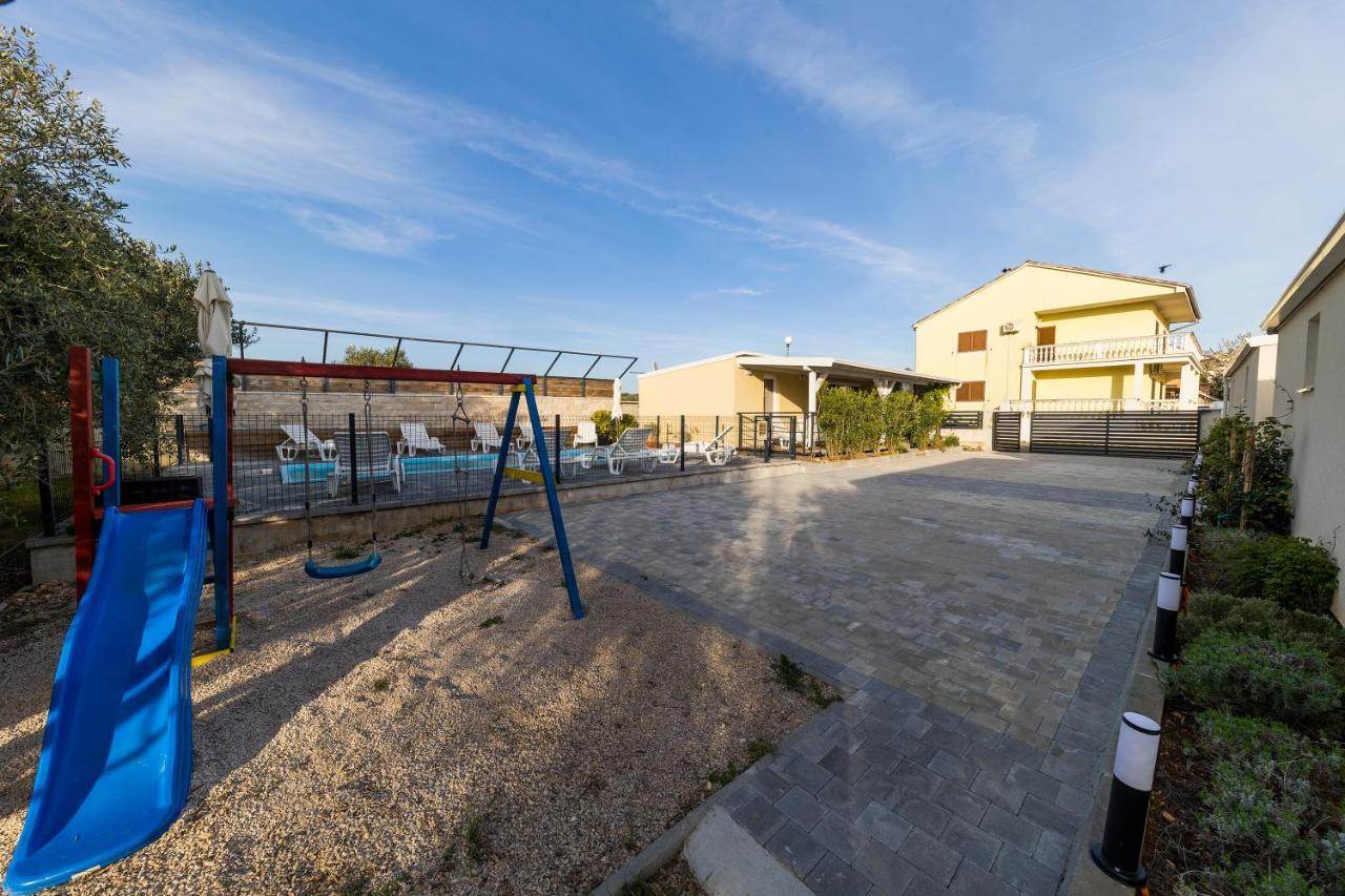 Hotel Kamp Tonci Biograd Na Moru Zewnętrze zdjęcie
